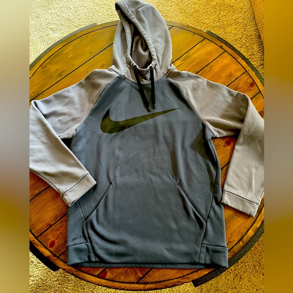 Nike hooded sweatshirt